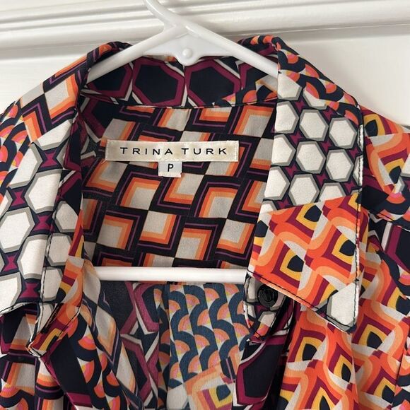 Trina Turk Geographic Button up blouse - Picture 3 of 3